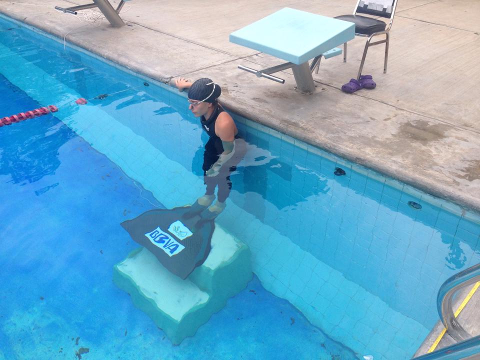 Sofía Gómez Uribe de Colombia se titula campeona con Récord Panamericano en Apnea Dinámica con Aletas en México